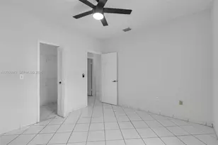8967 NW 146th Terrace, Miami Lakes, FL 33018 - Photo 19