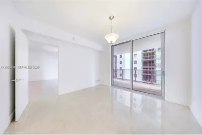 488 NE 18th St #2304, Miami, FL 33132 - Photo 5