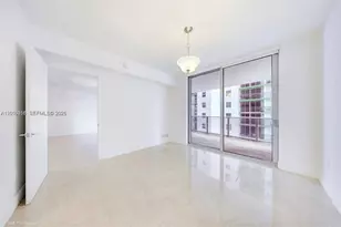 488 NE 18th St, Miami, FL 33132 - Photo 5