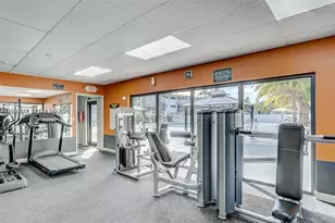 4800 Hillcrest Ln, Hollywood, FL 33021 - Photo 19