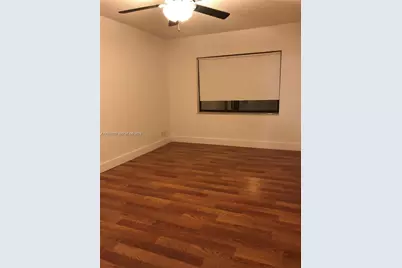 8290 Lake Dr #349, Doral, FL 33166 - Photo 3