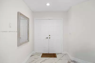 9847 Fairway Cove Ln, Plantation, FL 33324 - Photo 41