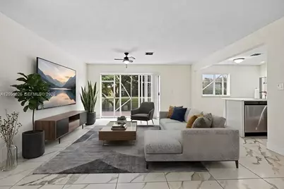 9847 Fairway Cove Ln, Plantation, FL 33324 - Photo 13