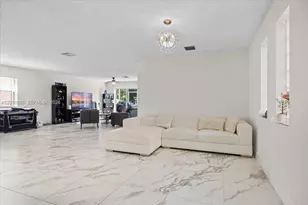 9847 Fairway Cove Ln, Plantation, FL 33324 - Photo 45
