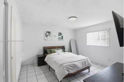 [Address not provided], Hialeah, FL 33012 - Photo 13