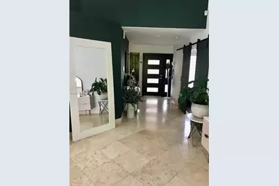 5123 NW 106th Ave, Doral, FL 33178 - Photo 9