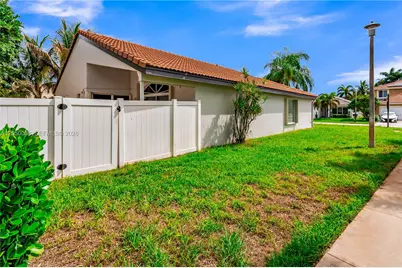 17971 SW 12th Ct, Pembroke Pines, FL 33029 - Photo 21