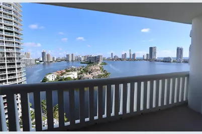 3000 Island Blvd #1603, Aventura, FL 33160 - Photo 5