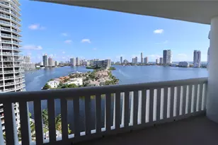 3000 Island Blvd, Aventura, FL 33160 - Photo 5