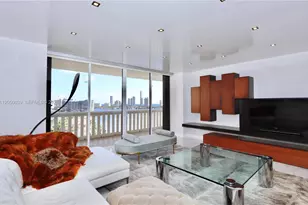 3000 Island Blvd, Aventura, FL 33160 - Photo 3