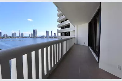 3000 Island Blvd #1603, Aventura, FL 33160 - Photo 17