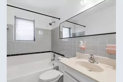 2513 NE 33rd Ave #1-2, Fort Lauderdale, FL 33305 - Photo 11