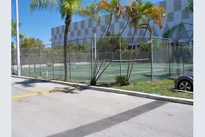 8315 SW 72nd Ave #303B, Miami, FL 33143 - Photo 21