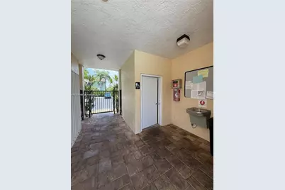 221 Waterside Dr #221, Hypoluxo, FL 33462 - Photo 11