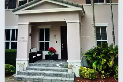 17087 SW 93rd St, Miami, FL 33196 - Photo 3