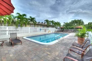 221 SE 9th Ave, Pompano Beach, FL 33060 - Photo 9