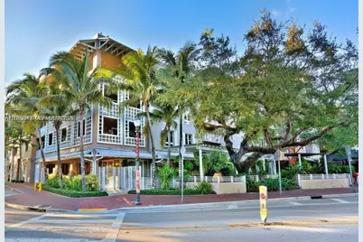 3540 Main Hwy #204, Miami, FL 33133 - Photo 1