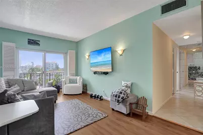 400 N Riverside Dr #514, Pompano Beach, FL 33062 - Photo 9