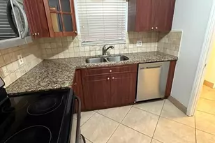 9410 Live Oak Pl, Davie, FL 33324 - Photo 9
