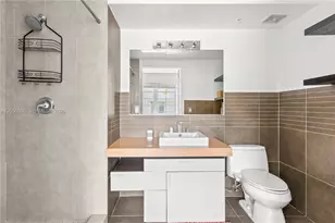435 21st St, Miami Beach, FL 33139 - Photo 9