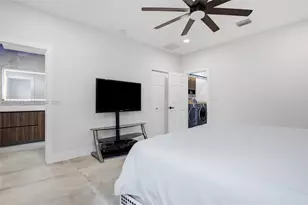 16930 SW 90th St, Miami, FL 33196 - Photo 17