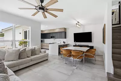 16930 SW 90th St, Miami, FL 33196 - Photo 3