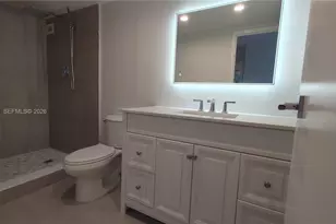 1000 Parkview Dr, Hallandale Beach, FL 33009 - Photo 5