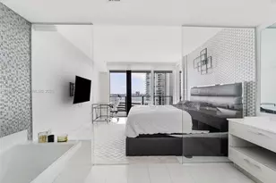 650 NE 32nd St, Miami, FL 33137 - Photo 13