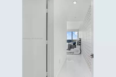 650 NE 32nd St #1201, Miami, FL 33137 - Photo 23