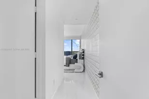 650 NE 32nd St, Miami, FL 33137 - Photo 23
