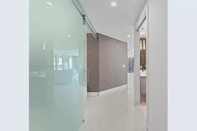 650 NE 32nd St #1201, Miami, FL 33137 - Photo 15