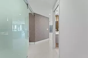 650 NE 32nd St, Miami, FL 33137 - Photo 15