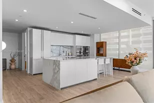10203 Collins Ave, Bal Harbour, FL 33154 - Photo 11