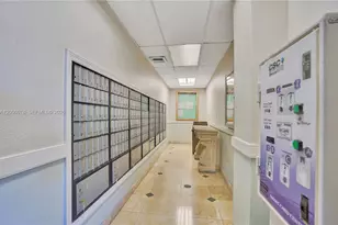 1301 NE Miami Gardens Dr, Miami, FL 33179 - Photo 9