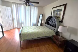 1301 NE Miami Gardens Dr, Miami, FL 33179 - Photo 7