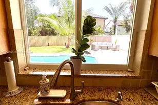 9833 NW 5th Ct, Plantation, FL 33324 - Photo 19