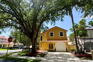 9833 NW 5th Ct, Plantation, FL 33324 - Photo 1