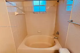2403 Belmont Ln, North Lauderdale, FL 33068 - Photo 17