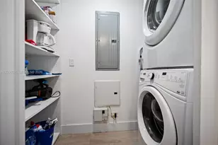 600 NE 27th St, Miami, FL 33137 - Photo 25