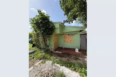 2954 NW 91st St, Miami, FL 33147 - Photo 13