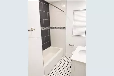1039 NE 17th Ave #-, Fort Lauderdale, FL 33304 - Photo 5