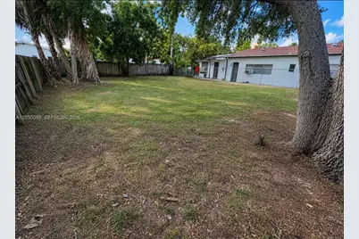1039 NE 17th Ave #-, Fort Lauderdale, FL 33304 - Photo 9
