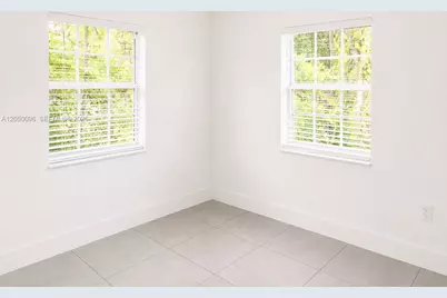 1114 NW 59th St, Miami, FL 33127 - Photo 11