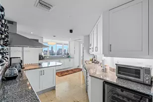 1643 Brickell Ave, Miami, FL 33129 - Photo 15