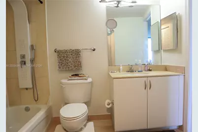 1750 N Bayshore Dr #3411, Miami, FL 33132 - Photo 21