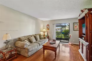 7094 Golf Colony Ct, Lake Worth, FL 33467 - Photo 11