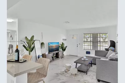 1092 SW 3rd St #1092, Hallandale Beach, FL 33009 - Photo 5