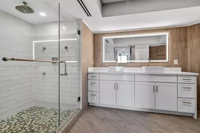 [Address not provided], Sunny Isles Beach, FL 33160 - Photo 33