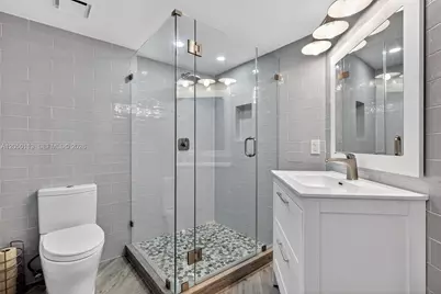 [Address not provided], Sunny Isles Beach, FL 33160 - Photo 25