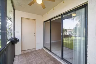 16252 Laurel Dr, Weston, FL 33326 - Photo 17